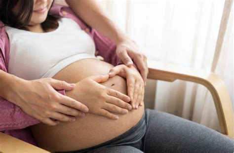 Weiß nicht ob das eine rolle spielt. ᐅ Babybauch: Wann wächst der Bauch in der Schwangerschaft?