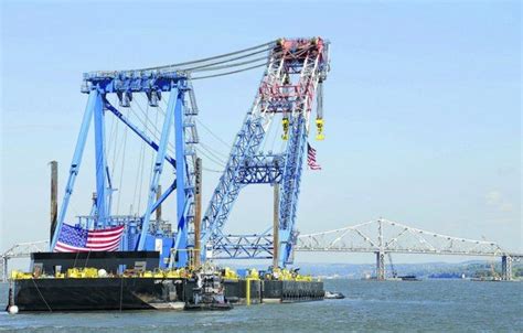Crane That Can Lift 1900 Tons Arrives At Tappan Zee Bridge Construction Site Construction