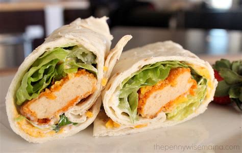 400g boneless chicken 2 tomatoes 1/2 onion tortilla wraps 2 tbsp coconut oil for just showing you how i make my delicious chicken fajitas. Spicy Chicken Wraps with Tyson Chicken Nuggets - The ...