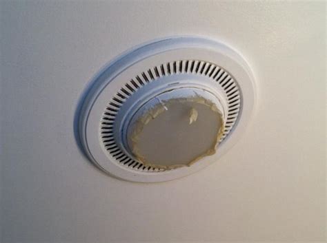 Bulbs in recessed light fixtures can be hard to remove. How to remove glass cover on ceiling light - DoItYourself ...