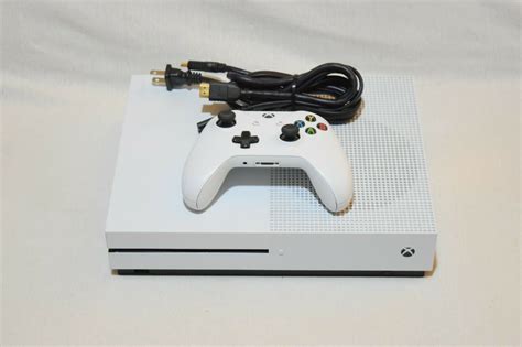 Microsoft 1681 Xbox One S 1tb Game Console Wone White Controller