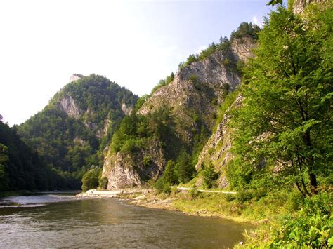 Built in accordance with the highest european standards, it has excellent markings and bicycle service points miejsca obsługi rowerzystów, or mor. From Dunajec Gorge... : Photos, Diagrams & Topos : SummitPost