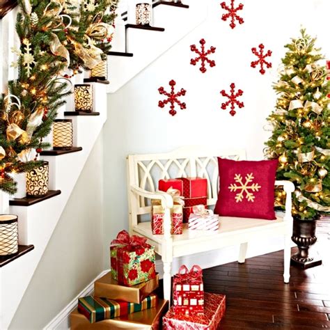 Christmas Staircase Decorating Ideas Pink Lover