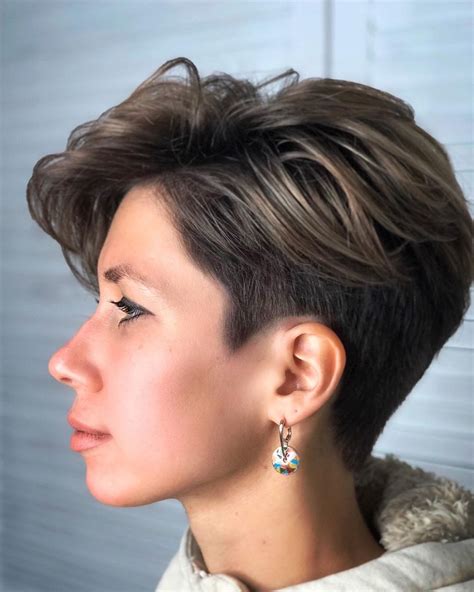 The short hairstyles best work for korean women due to their great versatility and dynamic approach. Short Hair Styles For Square Faces Over 60 - Hairstyles ...