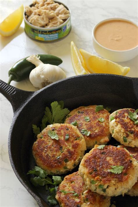 Learn how to cook this popular dish like a total pro. Spicy Jalapeño Tuna Cakes | Keto dinners | Tuna cakes ...