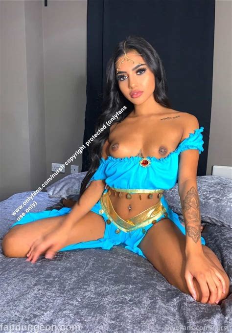 Nursh Gorgeous Petite Onlyfans Nudes Page Of Fapdungeon