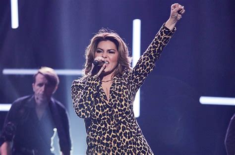 Shania Twain Slays Her Lifes About To Get Good Performance On The