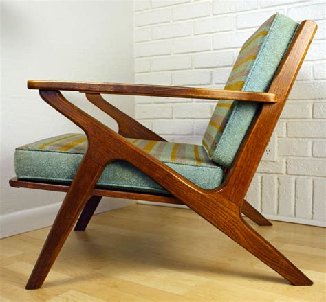 Our modern designer lounge chairs are manufactured to embody a vintage aesthetic. 4 Ways to Identify Danish Modern Furniture - Memoky