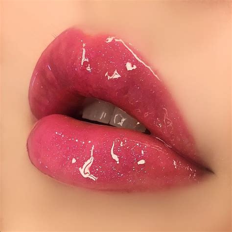 Pink Lips🥰 In 2020 Glossy Makeup Aesthetic Makeup Lip Art