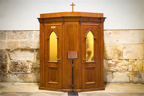 Confessional Booth Pics Stock Photos Pictures And Royalty Free Images