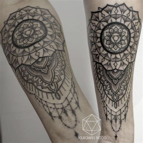 Welcome to empress henna icnha certified henna artist in london, ontario offering bridal, party and individual henna tattoos see services. GEOMETRIC MANDALA HENNA TATTOO 13.22 Tattoo Studio ...