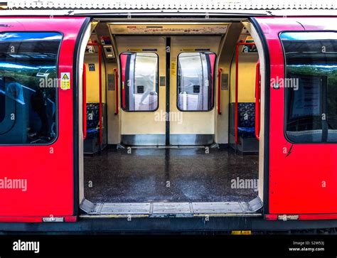 Central Line Tube Train Hi Res Stock Photography And Images Alamy