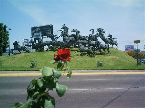Avanzar, released 25 april 2018 1. La Estampida - Zona Metropolitana de Guadalajara