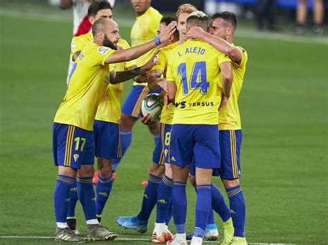 Stream levante vs cádiz live. Soi kèo nhà cái: Cadiz vs Levante 20/01/2021
