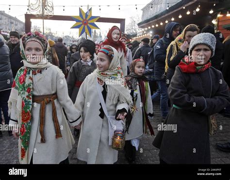 Kiev Ukraine 7th Jan 2020 Ukrainians Dressed In Traditional