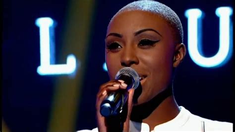 Laura Mvula Has Some Great Style Accents And A Great Overall Vibe