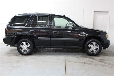 Get 2005 chevrolet trailblazer values the chevy trailblazer i owned came with shot suspension, cylinder misfire, and missing plastic trim. 2005 Chevrolet TrailBlazer LS - Biscayne Auto Sales | Pre ...