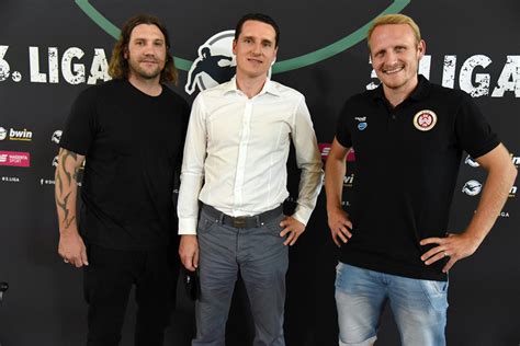 После катастрофы мир погрузился в хаос. Warum die 3. Liga zu drei Wechseln zurückgekehrt ist ...