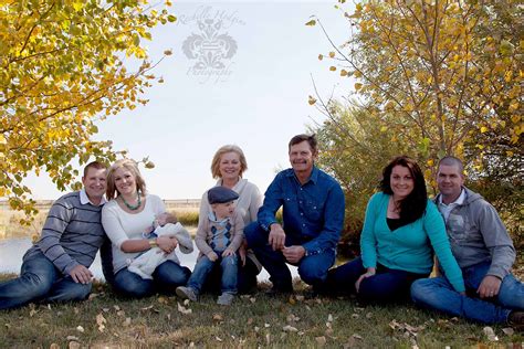 Rachelle Hodgins Photography: Sneak Peek: Multi-Family Shoot {Kyle