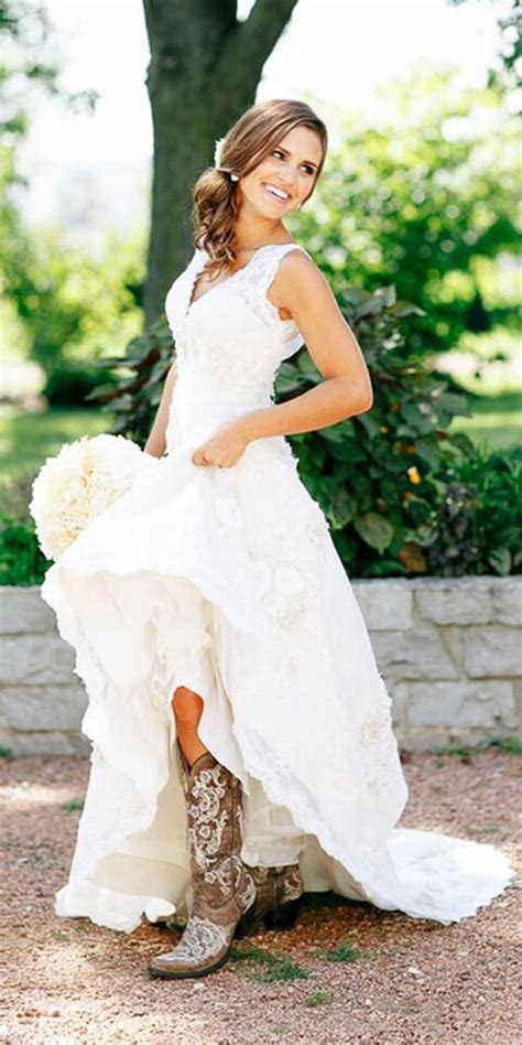 Lace country wedding dress ideas. Short White Wedding Dress With Cowboy Boots : 2015 Spanish ...