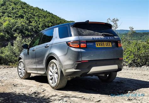 2020 Land Rover Discovery Sport First Drive Modern Classic Slashgear