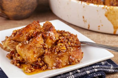 Preheat the oven to 350 °f. Paula Deen's Praline French Toast Casserole Recipe in 2020 ...