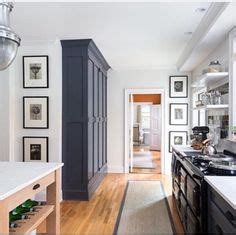 Ukulele players all over the world have direct access to ukutabs its large and completely free curated song archive which is constantly being updated with new songs. #StandardPaint Gorgeous kitchen with floor to ceiling ...