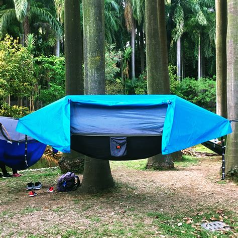 Furthermore, this durable, puncture and tear resistant rain fly can withstand any weather condition with a rating of 2000 pu waterproof. Extended Hammock + Rain Fly // Camouflage - Invictus Edge - Touch of Modern