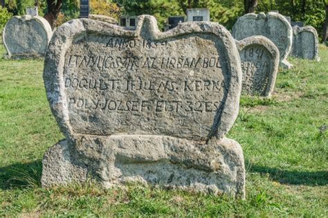 Polish italian hungarian croatian french english german czech. Balatonudvari: kővé vált szívek - Balaton-felvidék | OTP ...