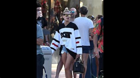 Hailey Baldwin Flaunts Her Tanned Legs In Tiny Shorts Youtube