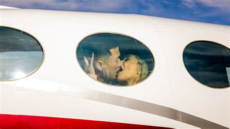 Joining The Mile High Club On A Flight With Love Cloud The New York Times