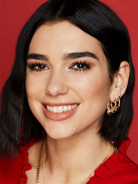 In 2015, she was endorsed with warner music group and delivered her first single before long. Frasi di Dua Lipa