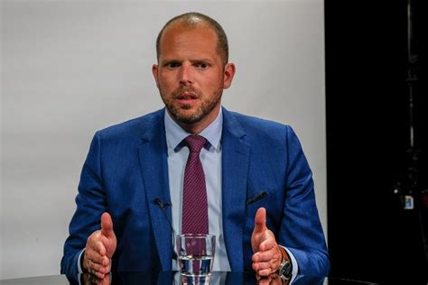 Door theo francken, assita kanko, yoleen van camp, darya safai, maaike de vreese op 27 april 2021, over deze onderwerpen: Theo Francken (N-VA): "Ik wil een burgerschapsproef ...