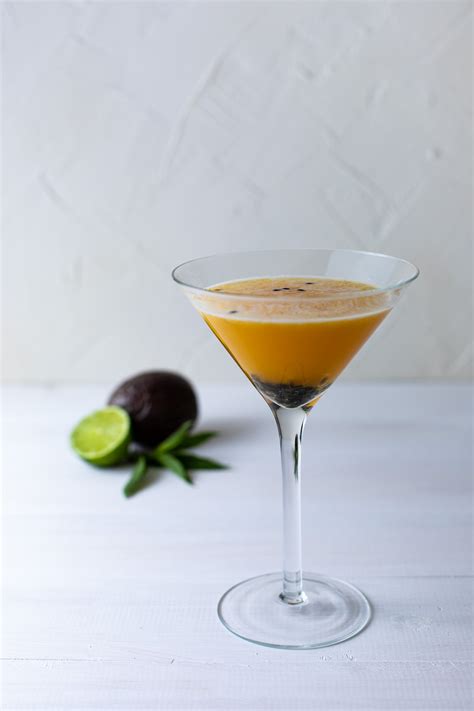 Pornstar Martini Cocktail Recipe Passionfruit Gin Martini Bs Bites