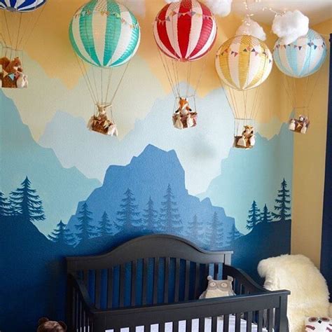 These Hot Air Balloon Decors Add A Touch Of Whimsy To This Woodland
