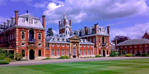 What Are The Most Expensive Boarding Schools In The Uk