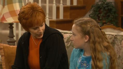 7 Pieces Of Breakup Advice Reba Mcentire Could Use From Tvs Reba