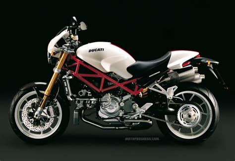 Diese ducati von 2004 wird in italien mit einem uvp von 13.495 gemacht. DUCATI Monster S4R S Testastretta 2008 fiche technique