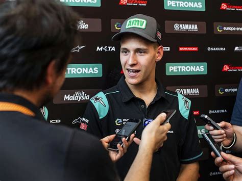 #fabio quartararo #motogp #el diablo #quartararo. Lorenzo overwhelms 4 pilots and helping Marquez fight for ...