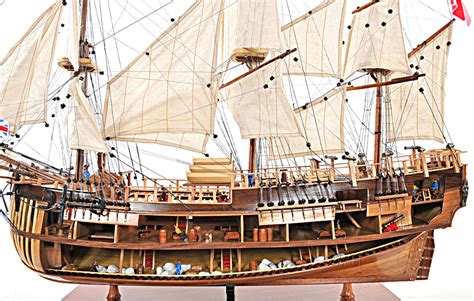 Hms Bark Endeavour Cutaway Wooden Tall Ship Model 37 Sailboat