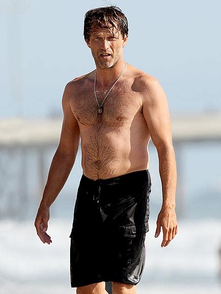 Shirtless Actors Stephen Moyer Shirtless In His Trunks Somewhere Maybe Australiawho Cares