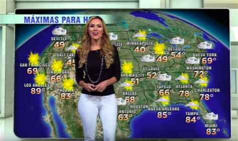 Weather Girl Camel Toe Mishap Caught Live On Tv And Beamed