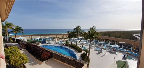 Featuring a tennis court, a golf course and a bar, iberostar selection fuerteventura palace hotel jandia offers exclusive accommodation close to surfers … "Ausblick" Iberostar Selection Fuerteventura Palace ...