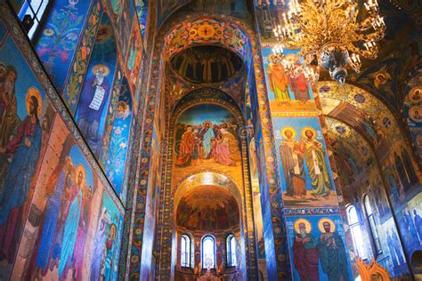 Petersburg russland altes segelschiff schiff ahoi geisterschiff alte schiffe osteuropa segelschiffe sankt. Kirche Des Retters Auf Spilled Blutinnenraum In St ...