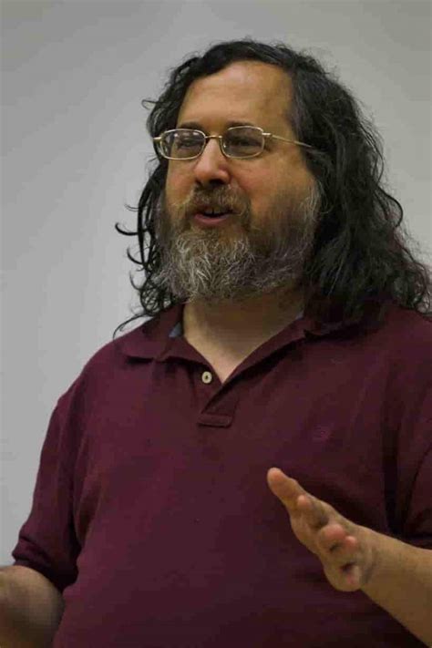 Richard stallman ne partage pas l'engouement (qui s'évanouit peu à peu ?) autour du bitcoin. Pai do software livre revela o dinheiro digital ideal e não é o bitcoin