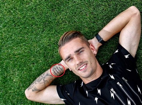 Not only leo messi is a big fan of tattoos in the barca squad. Antoine Griezmann's 7 Tattoos & Their Meanings - Body Art Guru