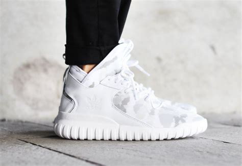 Obwohl dieser adidas camo schuhe zweifelsfrei im preisbereich der premium produkte liegt, spiegelt sich dieser preis definitiv in den testkriterien langer haltbarkeit und sehr guter qualität wider. ᐅ adidas Originals Tubular X - White Camo | Puma schuhe ...