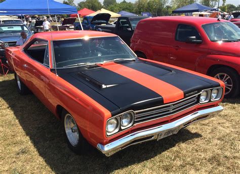 Top Cars Of The 60s 8 1969 Plymouth Road Runner