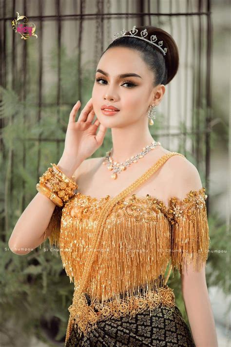 khmer wedding traditional wedding dresses cambodia wedding outfit luxury outfits beautiful