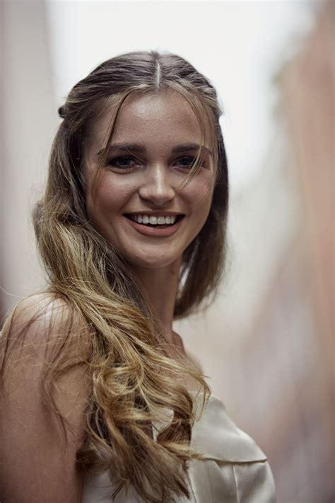 22 Best Face-Framing Highlights Ideas For 2021 Medium Balayage Hair